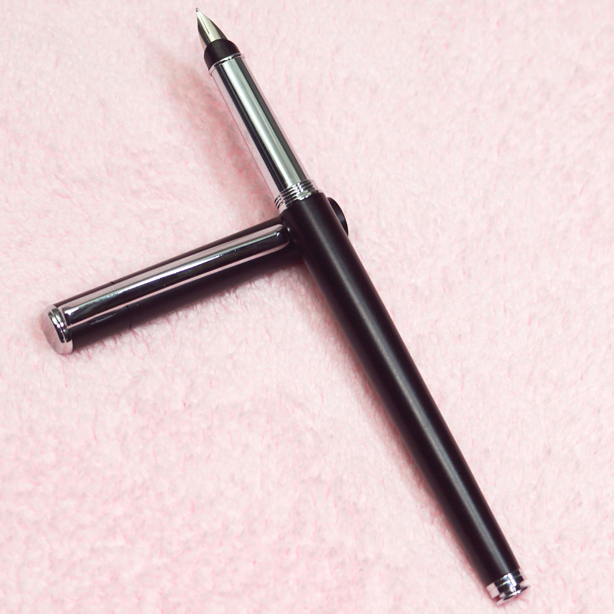 Hero 67 Black Color Body With Silver Clip Fine Nib Converter Type Fountain Pen SKU 23532