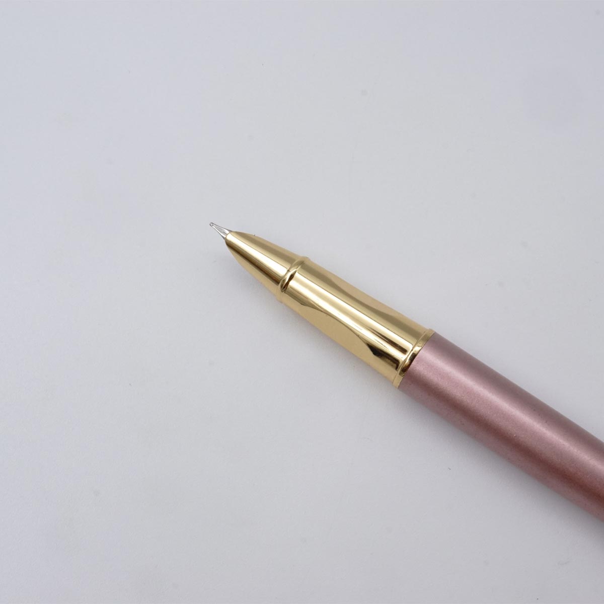 Dikawen 8015 Matt Pink Color Body Gold Clip And Trim Fine Nib Rubber Sac Fountain Pen SKU 25199