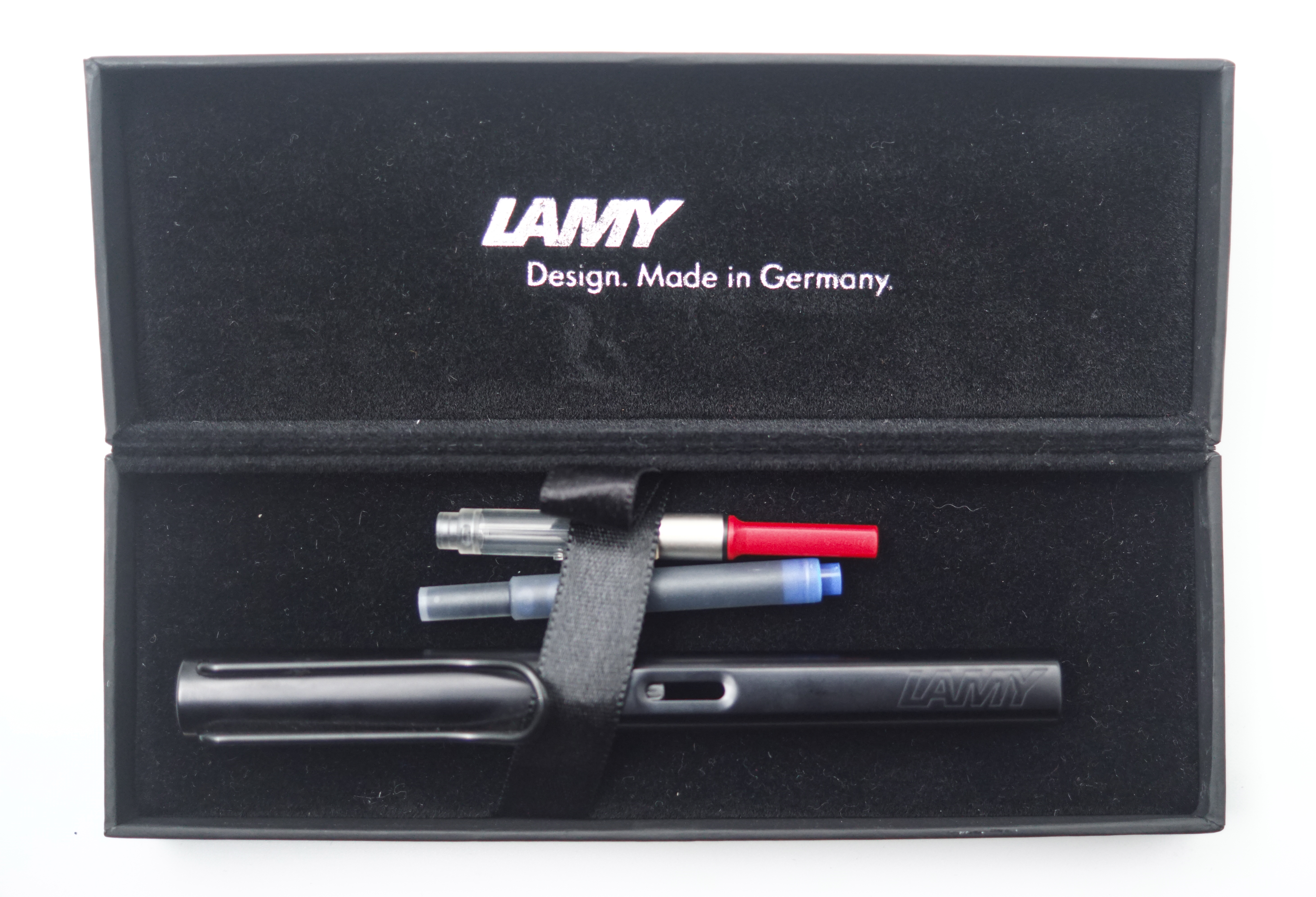 Lamy AL-Star 4000528 071  Full Black color Medium Nib Converter Type fountain Pen  SKU 24809